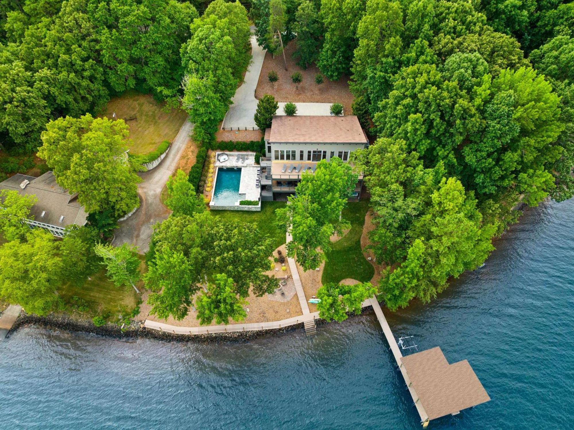 Lake Norman Getaway 무어스빌 외부 사진